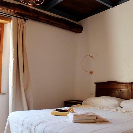 Al Vicolo Dei Pescatori Bed & Breakfast Anguillara Sabazia Dış mekan fotoğraf