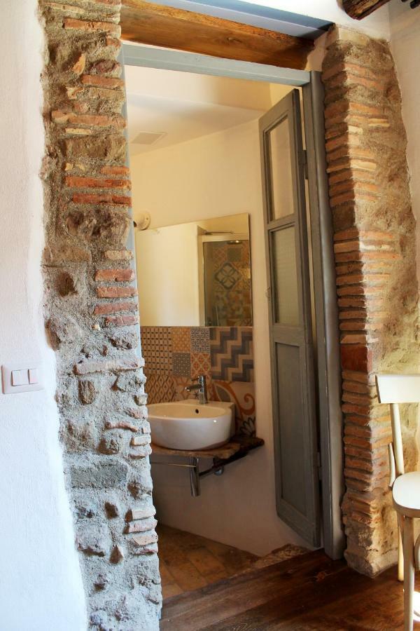 Al Vicolo Dei Pescatori Bed & Breakfast Anguillara Sabazia Dış mekan fotoğraf