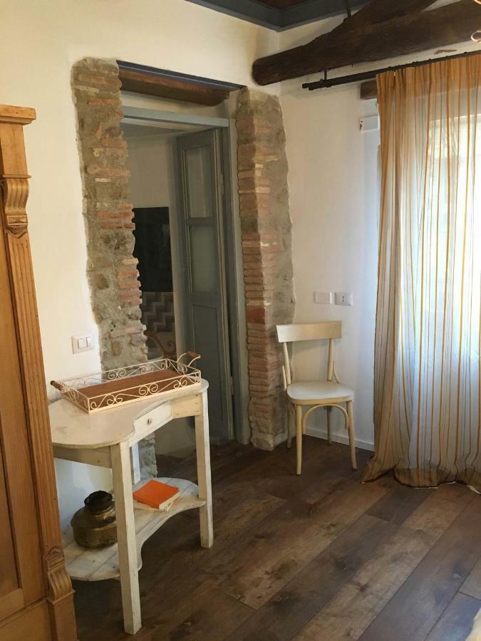 Al Vicolo Dei Pescatori Bed & Breakfast Anguillara Sabazia Dış mekan fotoğraf