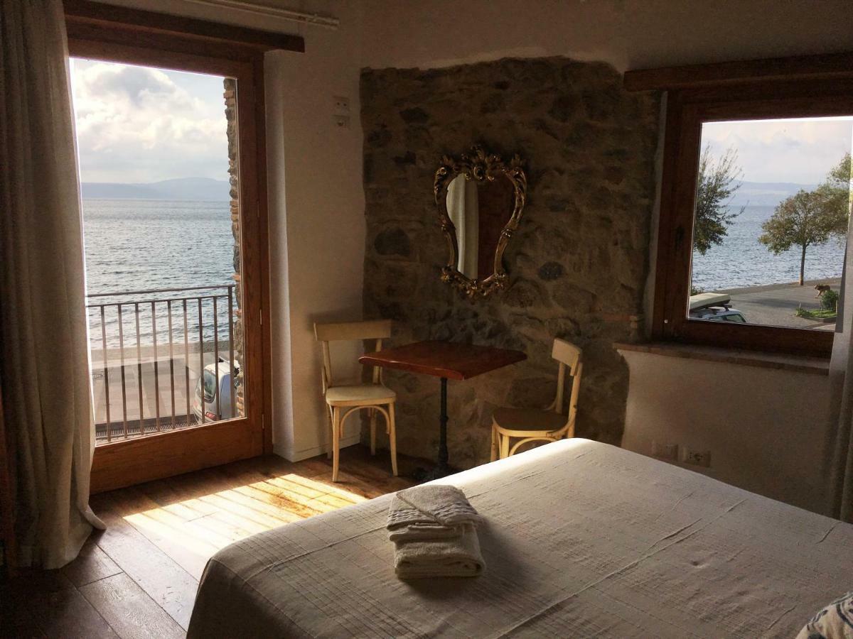 Al Vicolo Dei Pescatori Bed & Breakfast Anguillara Sabazia Dış mekan fotoğraf